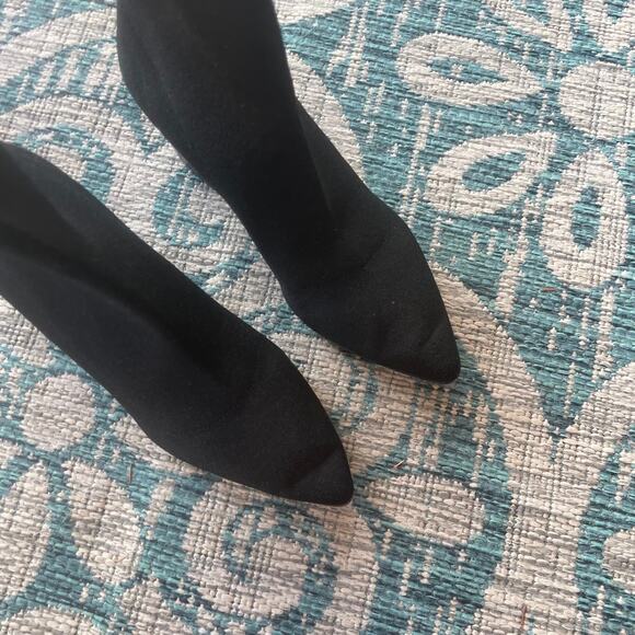 Aldo Women's Black Knit Pointed-Toe Ankle Boots with Block Heel - Size US 7.5 - Picture 9 of 12